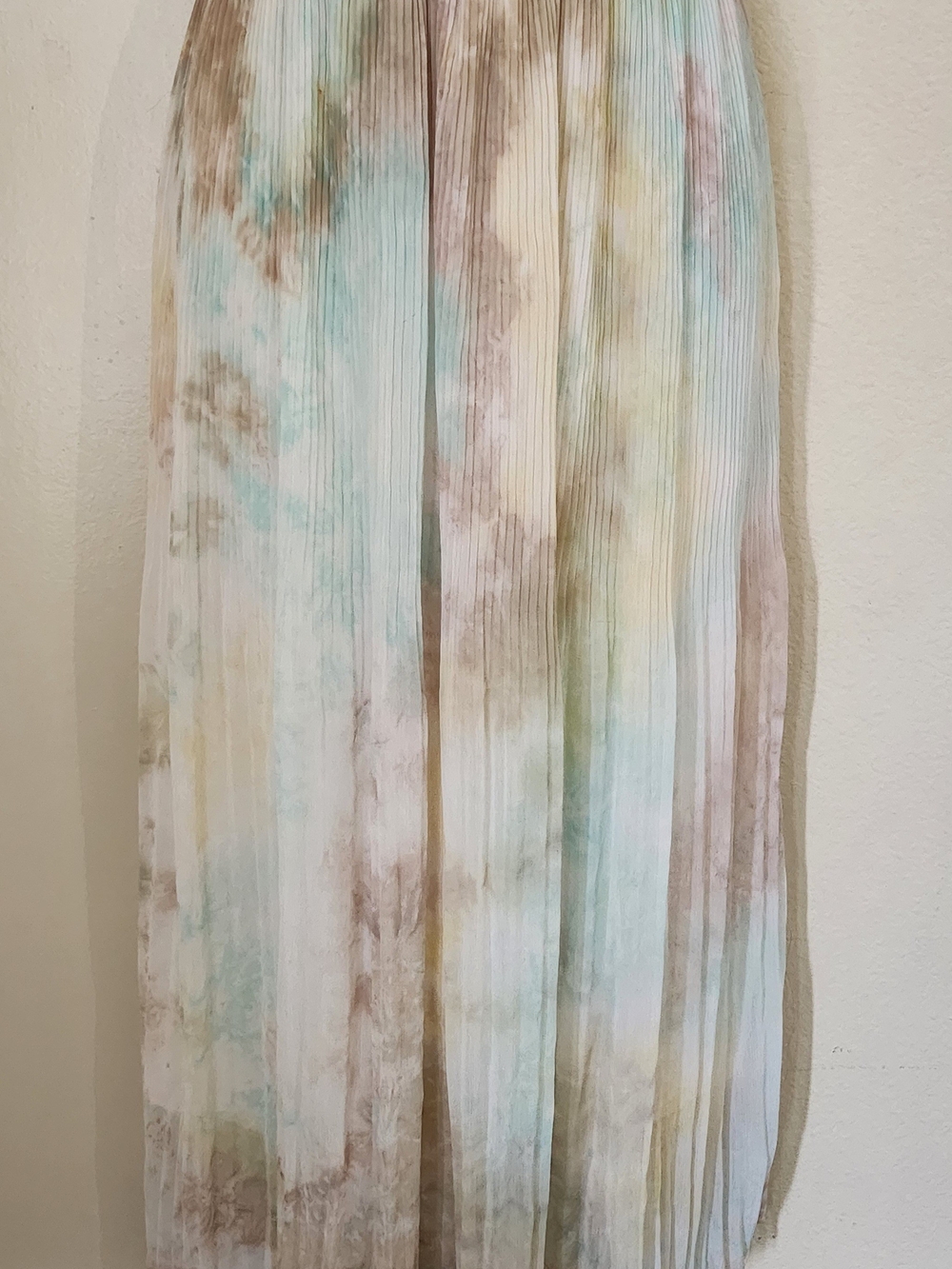 Pleated Pastel Tie-Dye Maxi Skirt - Soft Multi